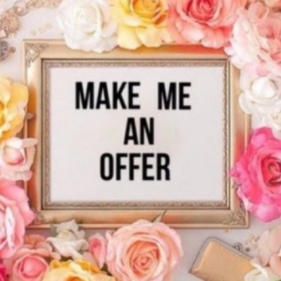 Meet your Posher, Abby- Posh Ambassador - Picture 4 of 13